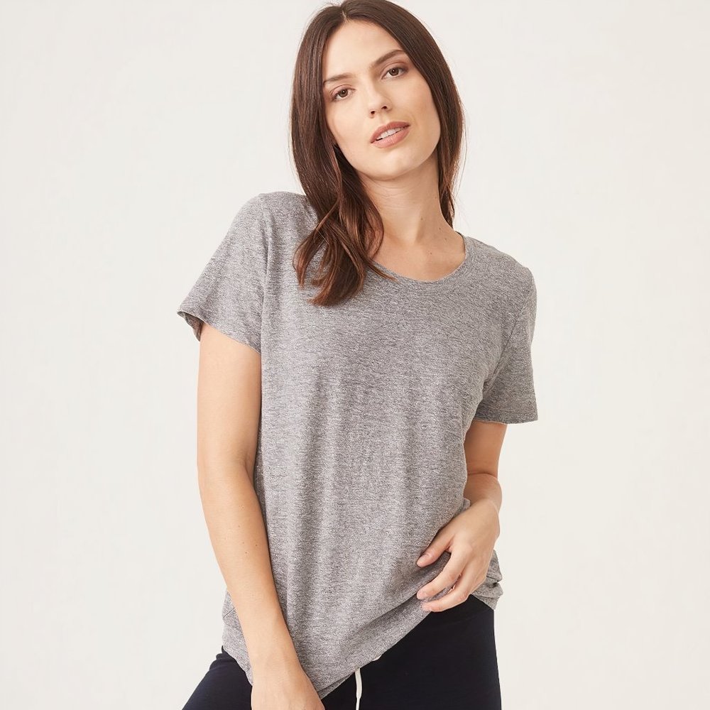 NWT Monrow Relaxed Crew Neck Tee in Granite